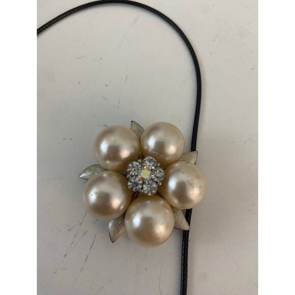 Vintage pearl flower necklace - Picture 5 of 5